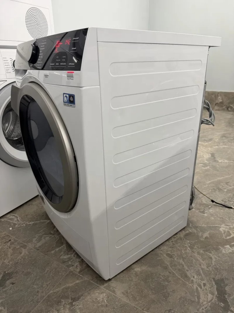 Сушильна машина на тепловому насосі AEG 9000 T9DE77685 — фото 2