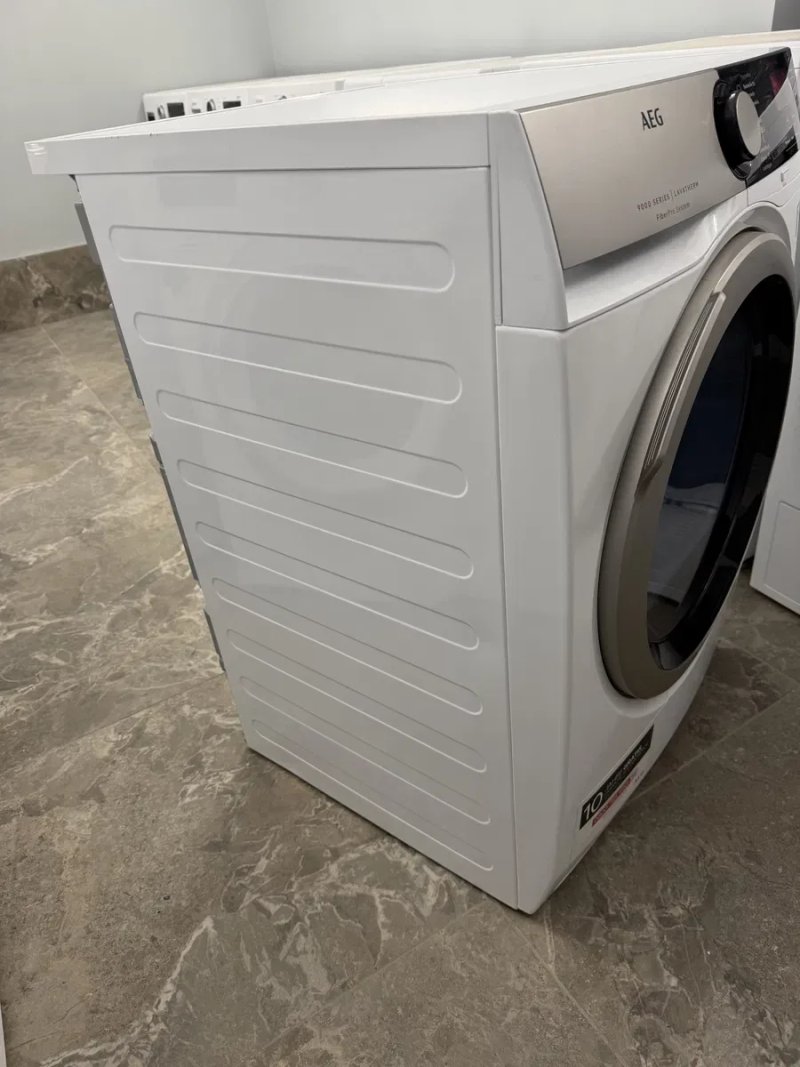 Сушильна машина на тепловому насосі AEG 9000 T9DE77685 — фото 3