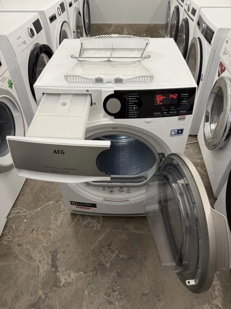 Сушильна машина на тепловому насосі AEG 9000 T9DE77685 — фото 4
