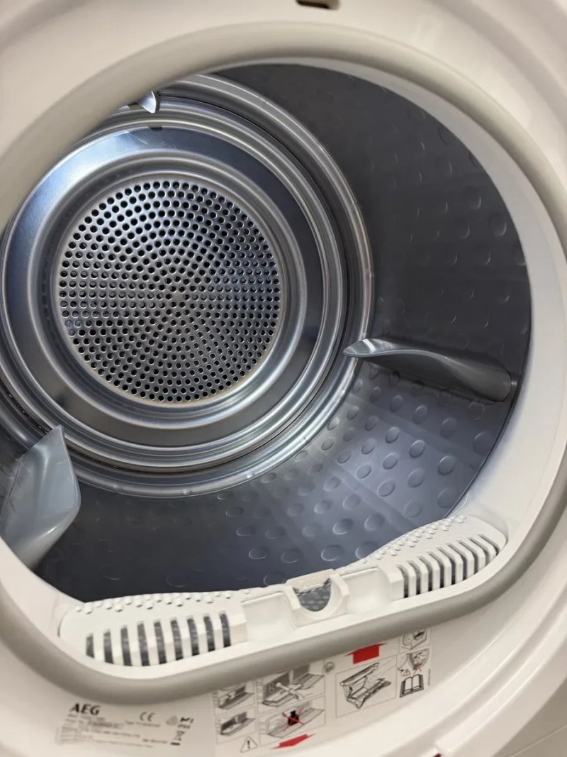 Сушильна машина на тепловому насосі AEG 9000 T9DE77685 — фото 7