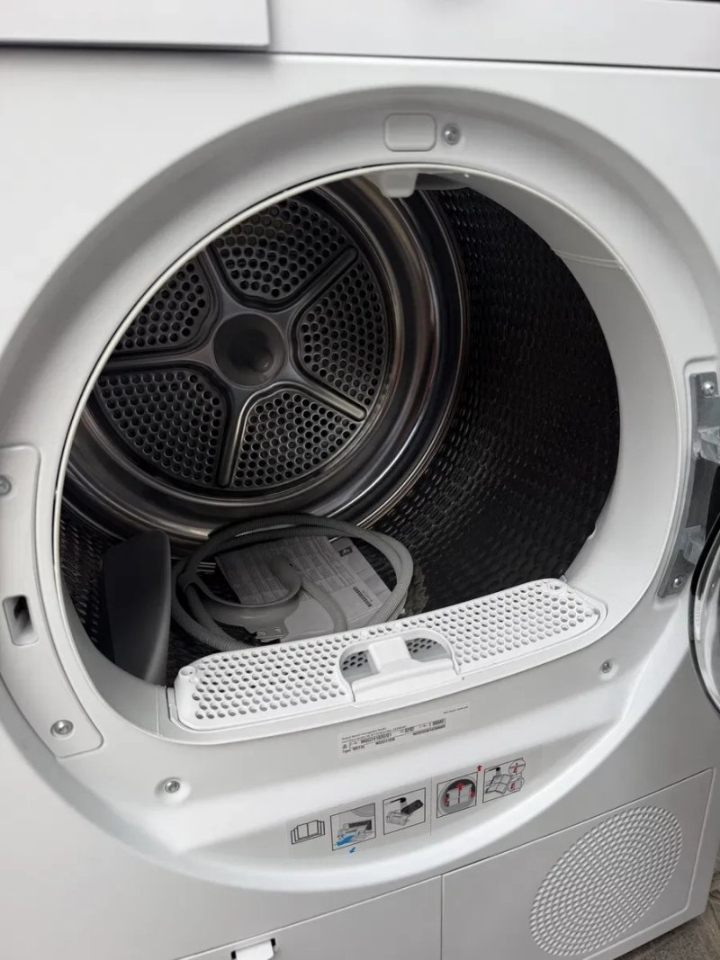 Сушильна машина на тепловому насосі Bosch WQG241030 — фото 7