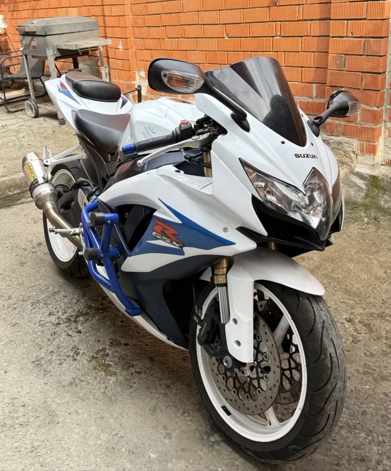 Suzuki GSX-R 600 К9 Состояние! — фото 2