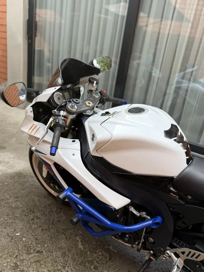 Suzuki GSX-R 600 К9 Состояние! — фото 8