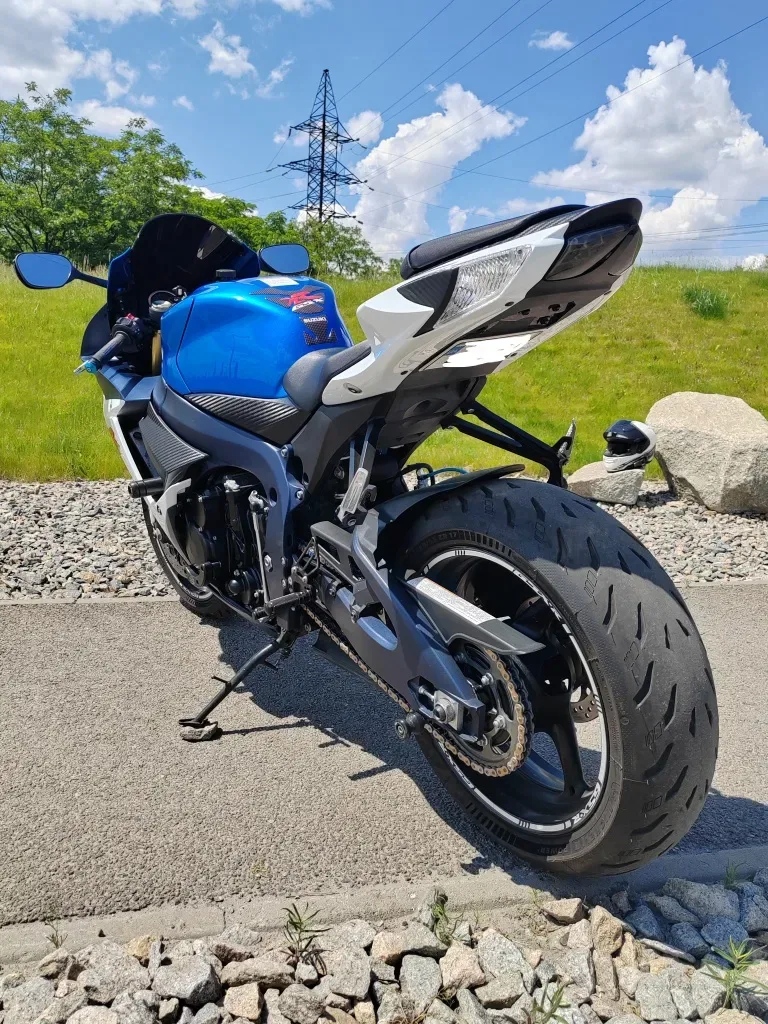 Suzuki GSX-R 750 L2 — фото 5