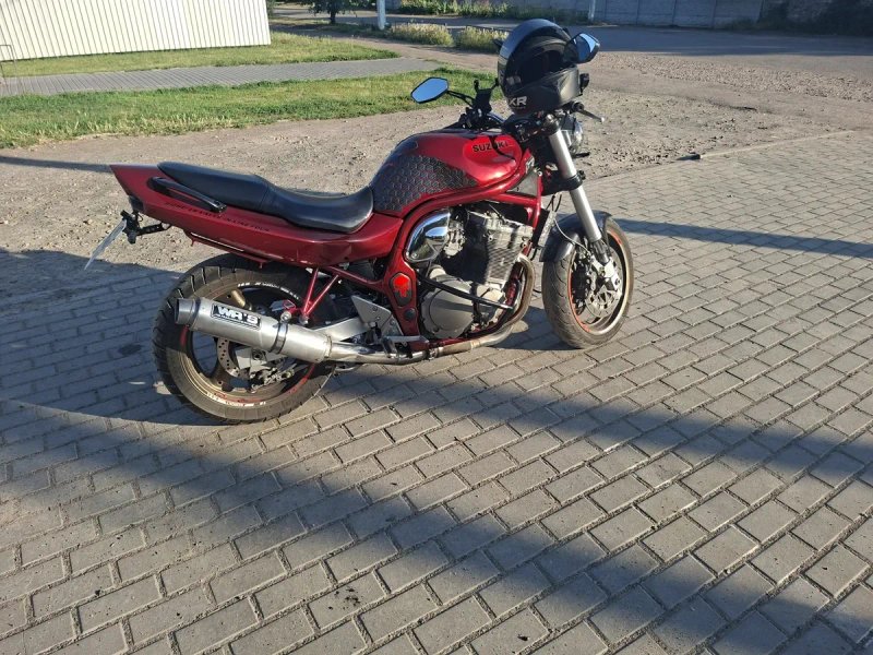 Suzuki jsf600 bandit — фото 3