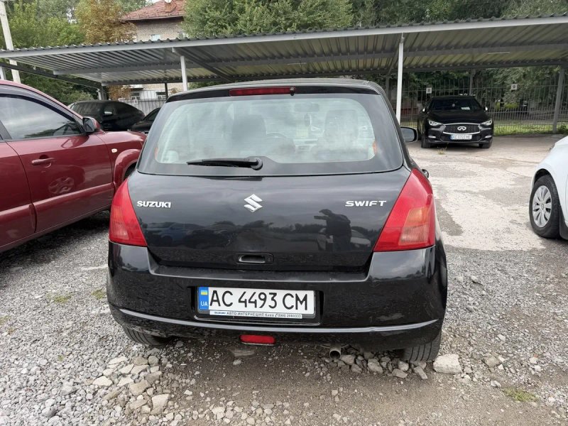 Suzuki Swift 1.3 бенз автомат — фото 5