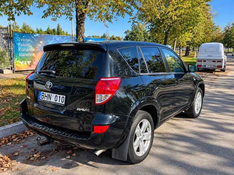 Свіжорригнаний Toyota RAV- 4 , 4*4 — фото 5