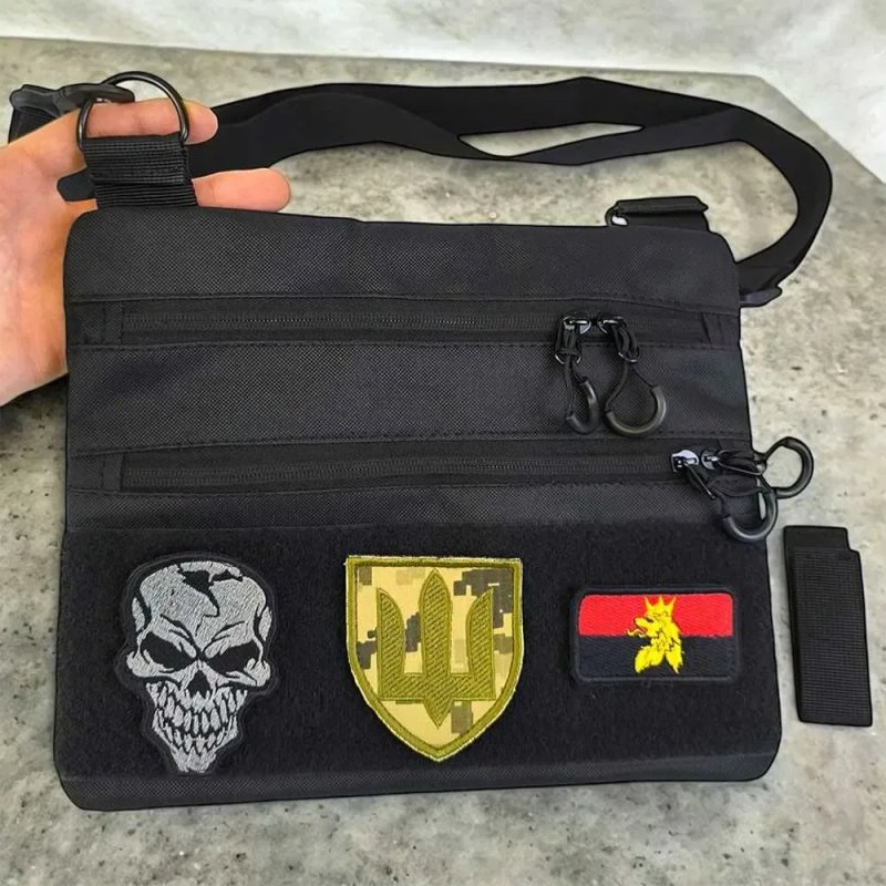 Тактична сумка через плече з патч панеллю‼️ для шевронів, нашивок і патчів чоловіча жіноча EDC месенджер Cordura чорна мультикам койот з липучками. — фото 2