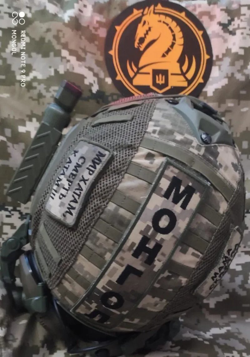 Тактичний ліхтарик на шолом червоний, білий діод 30+ годин світла - 320 грн — фото 8