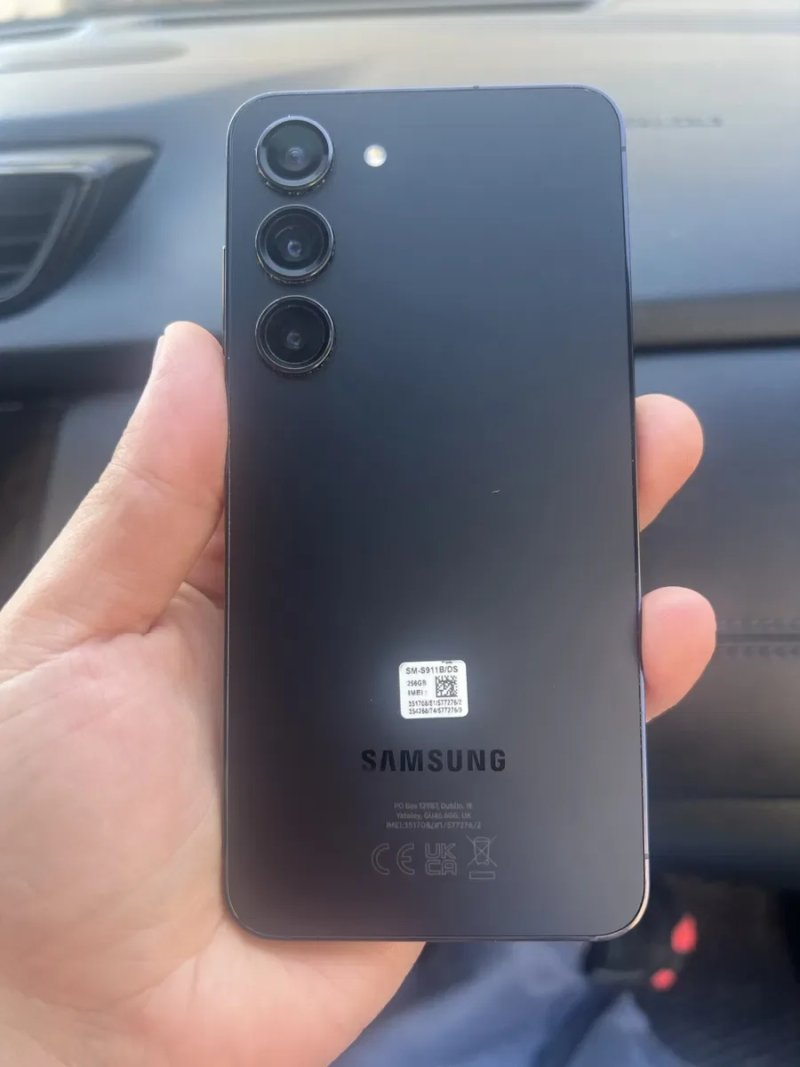 Телефон Samsung S23 8/256gb — фото 4