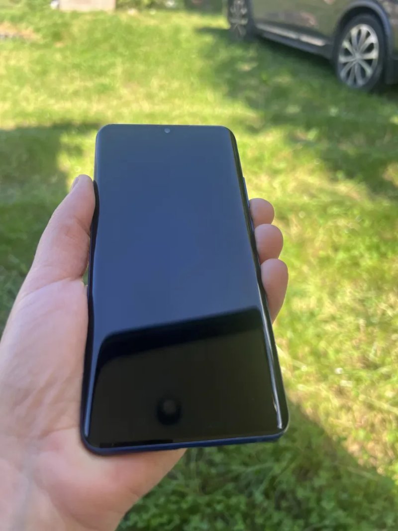 Телефон  ZTE Axon 10Pro 6/128gb — фото 3