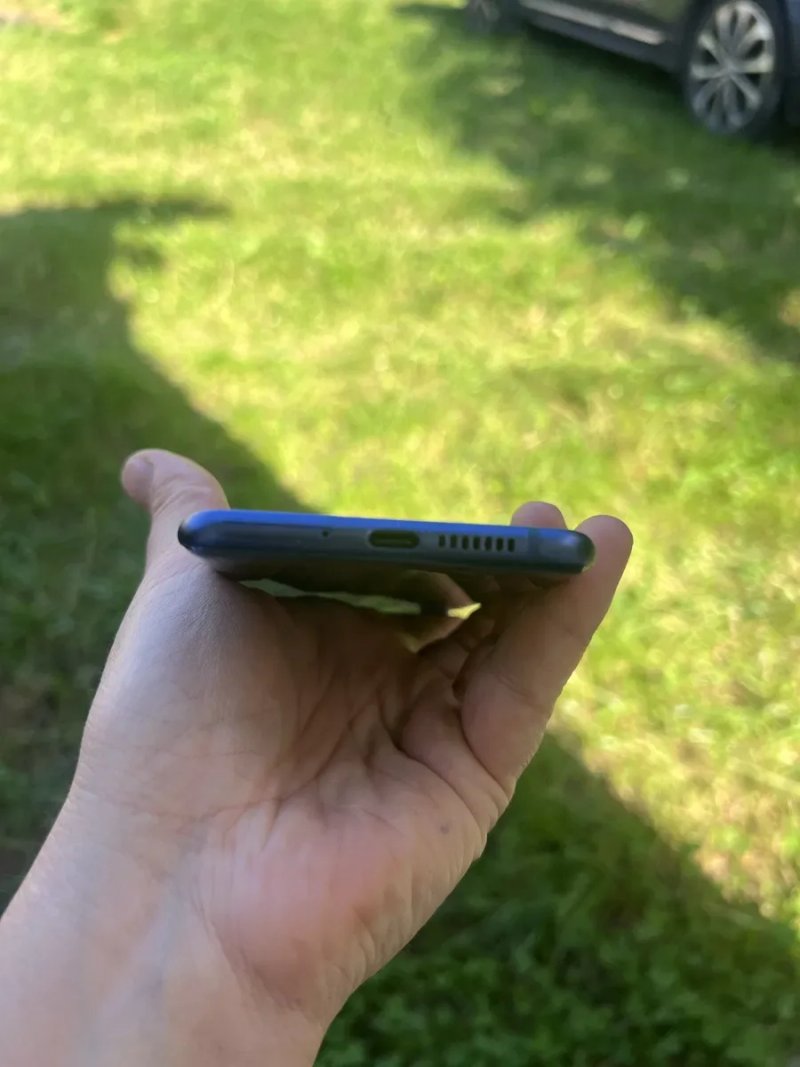 Телефон  ZTE Axon 10Pro 6/128gb — фото 4