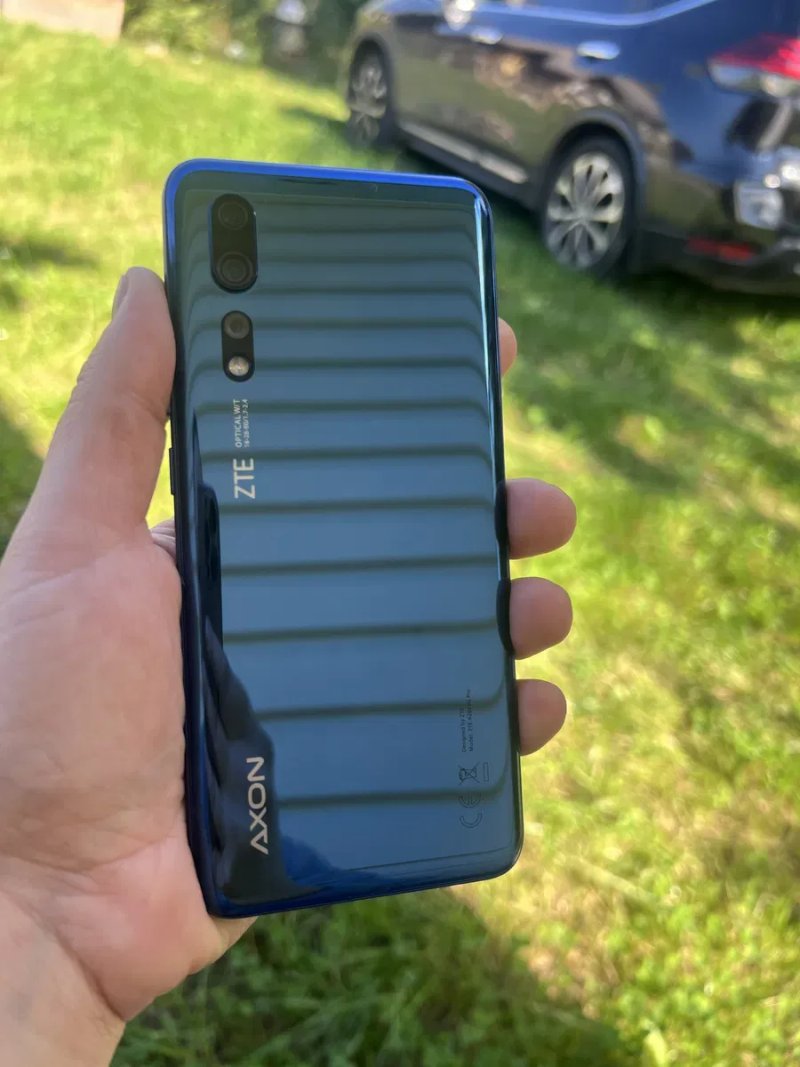 Телефон  ZTE Axon 10Pro 6/128gb — фото 5