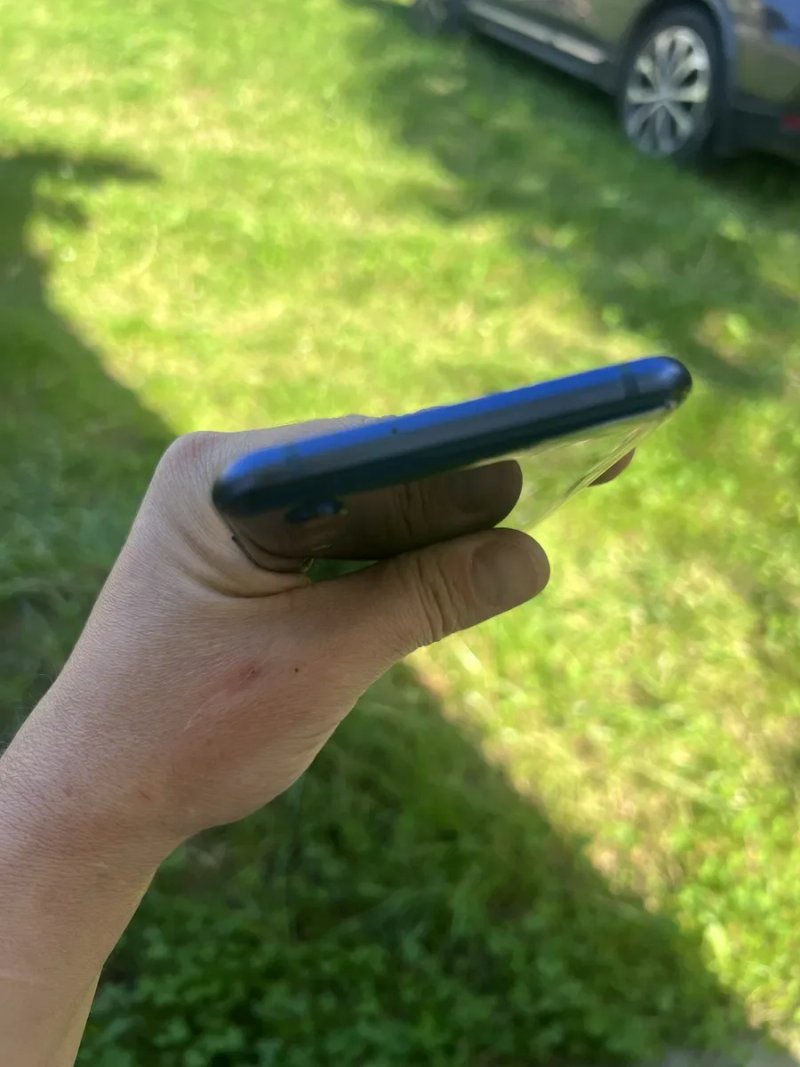 Телефон  ZTE Axon 10Pro 6/128gb — фото 6