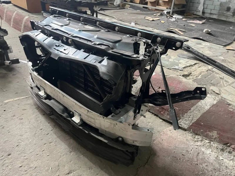 Телевізор панель радіаторів касета радіаторів BMW X5 G05 2018 2019 2020 2021 2022 2023 2024 — фото 4