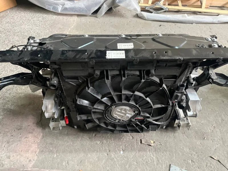 Телевізор панель радіаторів касета радіаторів BMW X5 G05 2018 2019 2020 2021 2022 2023 2024 — фото 5