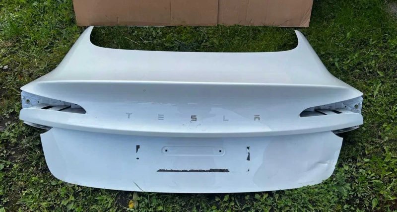 Tesla M3 HIGHLAND 2024 Крышка багажника Ляда — фото 5
