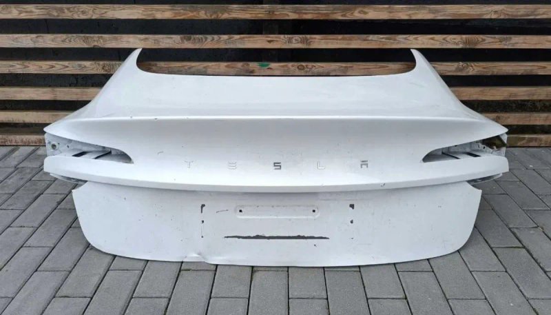 Tesla M3 HIGHLAND 2024 Крышка багажника Ляда — фото 7