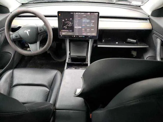 TESLA MODEL 3 2019 року з США — фото 8