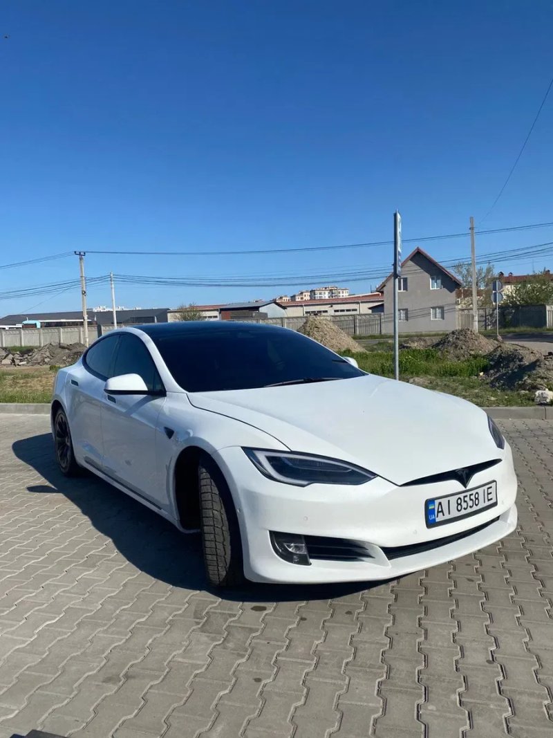 Тесла модел S 100D 2018 — фото 3