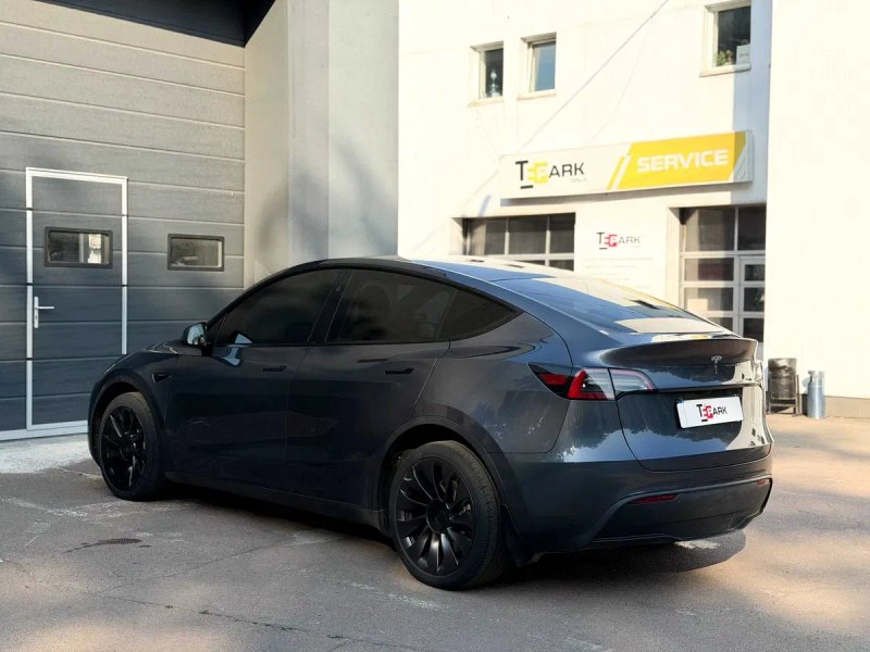 Tesla Model Y Long Range Dual Motor 2023 р.в. — фото 5