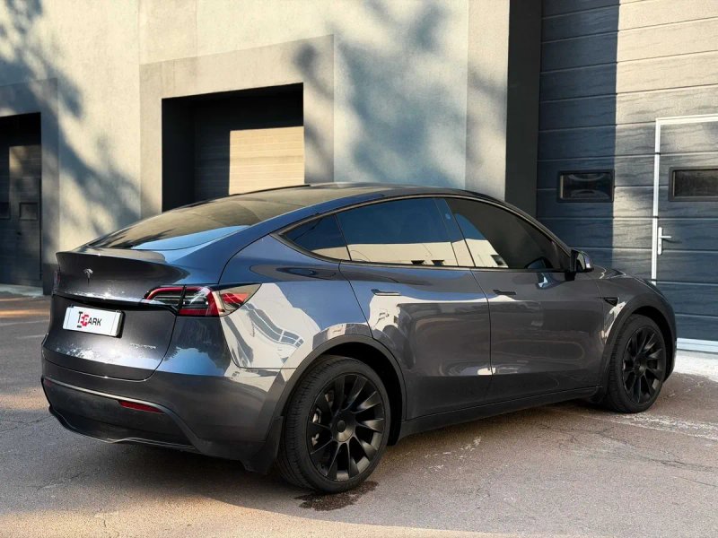 Tesla Model Y Long Range Dual Motor 2023 р.в. — фото 7