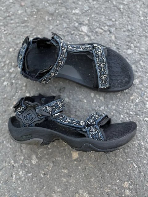 Teva сандали босоножки оригинал 42 размер