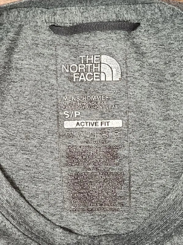 The North Face Active Fit Tee Футболка мужская серая размер S — фото 3