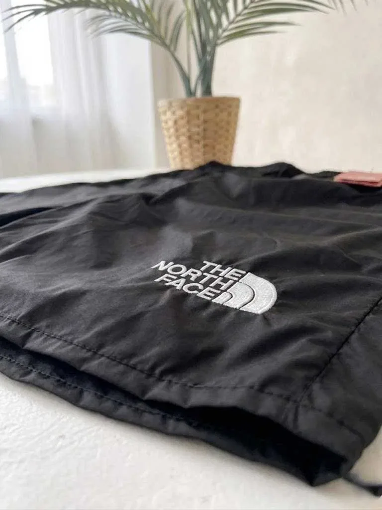 The North Face Черные Шорты — Спортивні Шорти TNF — Плавки ТНФ — фото 3