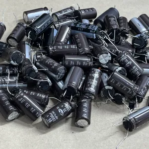 Конденсатор 35V 3300uF