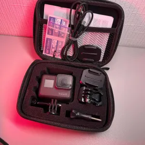 Екшн-камера GoPro Hero 6 з флешкою