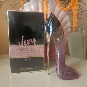 ДУХИ ПАРФУМ жіночий  Carolina Herrera Good Glam 80 мл