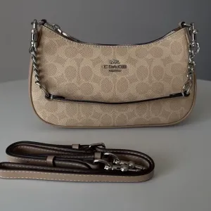 Скмочка Coach Teri Shulder Bag коач сумка коуч