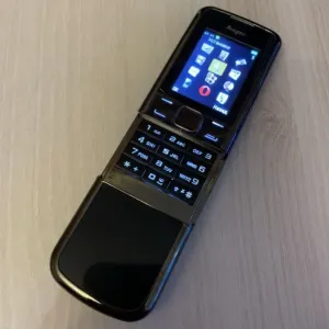 Смартфон Slider 2 SIM 1500 mAh