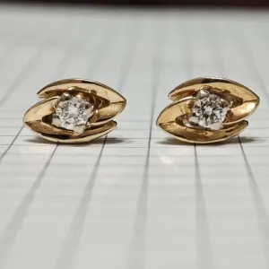Золоті сережки з діамантами 0.372ct, 750 проба.