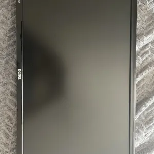 Монітор BENQ 24", 1920x1080, 60 Гц, матриця TN, є роз'єм HDMI