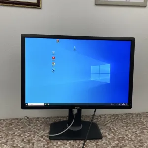 Монітор Dell U2412M 24" IPS (робочий, перевірений) 1920×1200