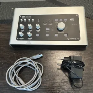 Звукова карта аудіоінтерфейс Steinberg UR28M