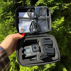 Екшн-камера GoPro Hero 8 з кейсом