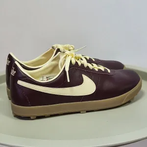 Кросівки Nike, Оригінал, нові. Розмір ЕUR 41(26.5см)