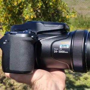 Фотоаппарат Nikon Coolpix P1000, суперзум, 125х зум
