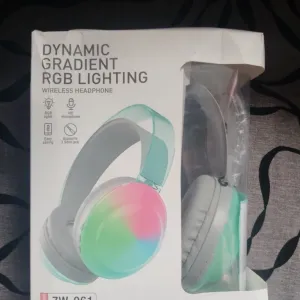 Нові бездротові навушники ZW-061 з RGB підсвіткою (Bluetooth)Опис: