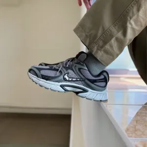 Nike V5 RNR SE IM6769-068 Оригінал Нові 42/45