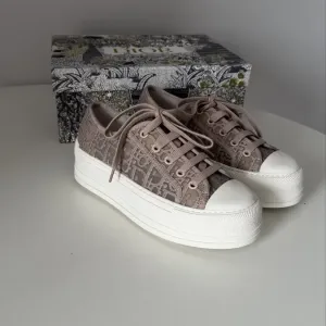 Кеди Dior 37 38 39 40 розмір Діор