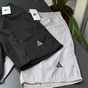 ХС С М Л ХЛ ХХЛ • Шорты Nike Acg • Шорти Нейлонові Найк Асг