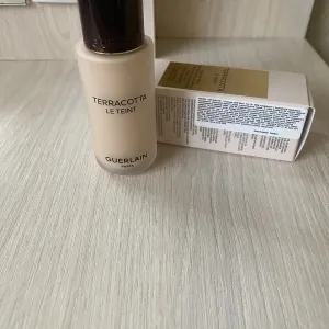 Guerlain Terracotta Le Teint - Тональная основа
