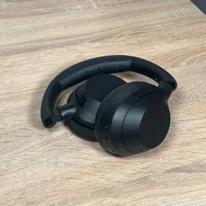 Безпровідні навушники SONY ULT Wear Black