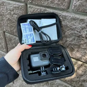 Екшн-камера GoPro Hero 5 з кейсом