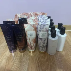 Лосьйони Victoria's Secret
