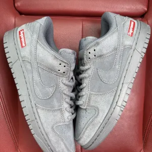 БЕЗ ПЕРЕДОПЛАТИ) Nike SB Dunk Low x Supreme Grey найк данк супрім сірі шкіряні кросівки